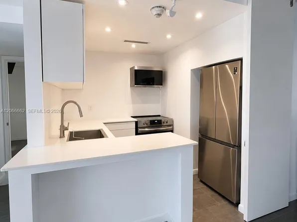 3545 NE 167th St APT 507, North Miami Beach, FL 33160