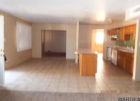 2nd image of 612 S Navajo Ave