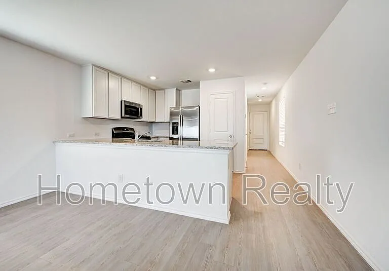 3303 NW 149th St — Photo 11