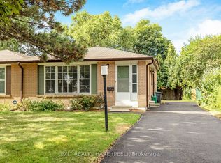 5 Garside Cres, Brampton, ON L6S1H5