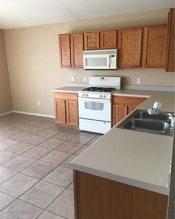 2nd image of 171 Loon Lake Dr