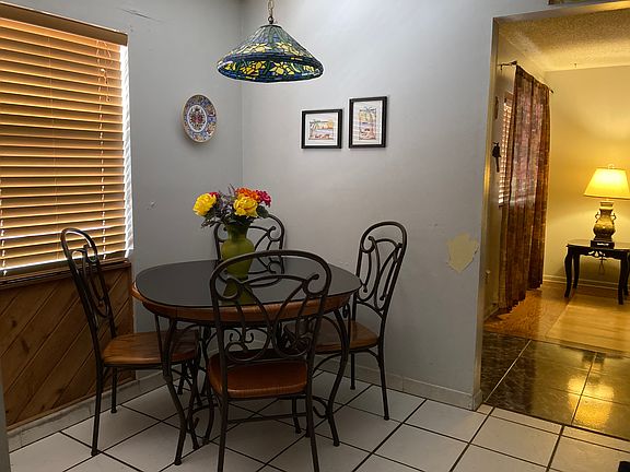 3rd image of 522 Camino Ct #E