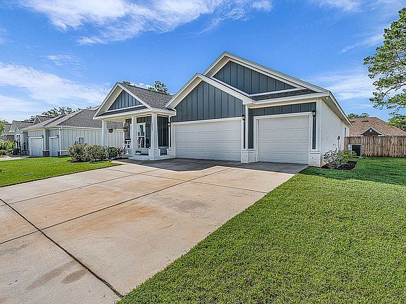 3rd image of 9408 Amethyst Dr
