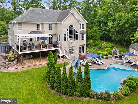 4th image of 2760 Meander Creek Ln