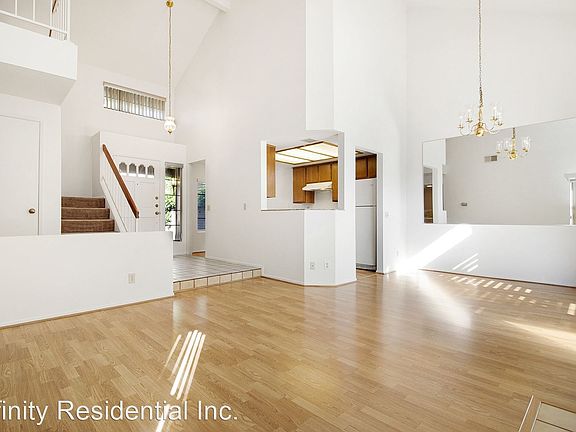 4th image of 6208 E Twin Peak Cir