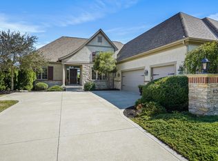 8126 Campbell Ln, Dublin, OH 43017