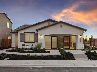 Stinson Plan, Strand Collection at The Trails, Manteca, CA 95337