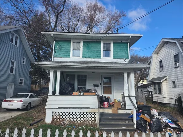 958 Inman St, Akron, OH 44306