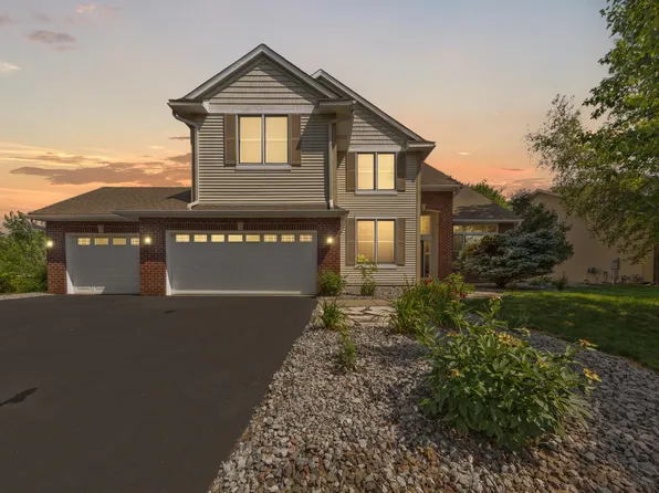 1517 Covington Ln, Eagan, MN 55122
