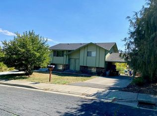 345 NW Thomas St APT B, Pullman, WA 99163