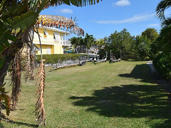 2nd image of 0 N Coconut Palm Blvd