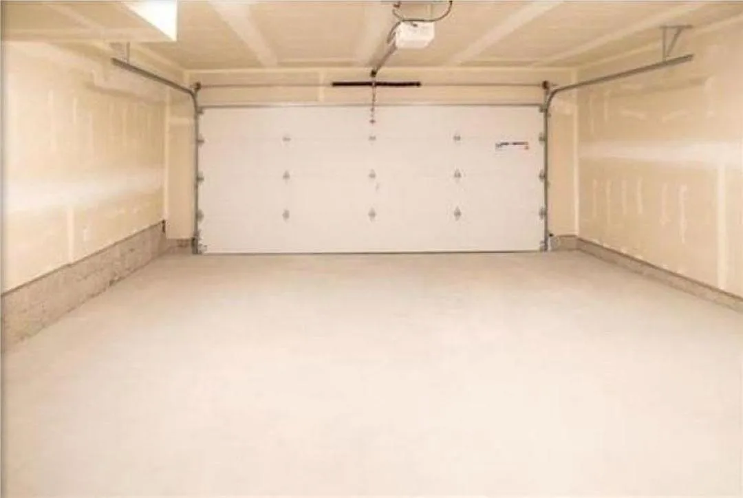 4 bed, 1540 sqft, $4,100 — Photo 2