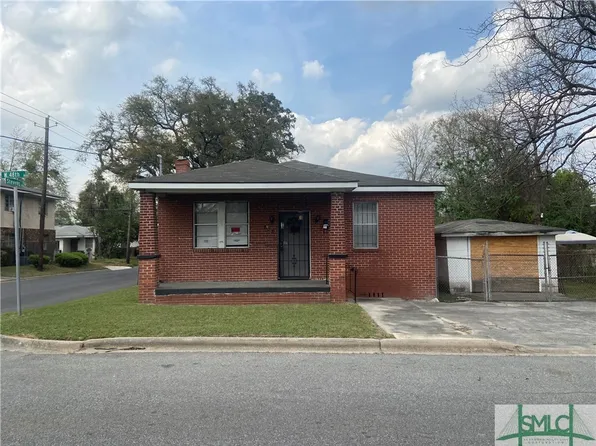 828 W 48th St, Savannah, GA 31405