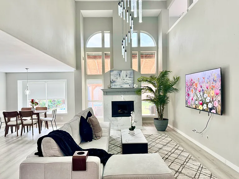 7300 Livingston Dr — Photo 35