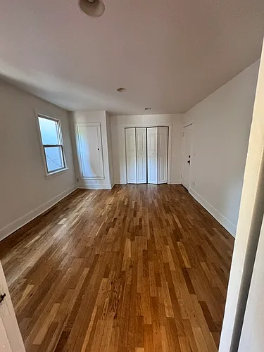 12 Oak St #1 Photo 1