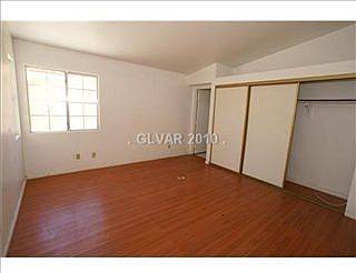 5th image of 1128 Pleasant Brook St