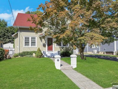 21 South Ave, Harrington Park, NJ, 07640