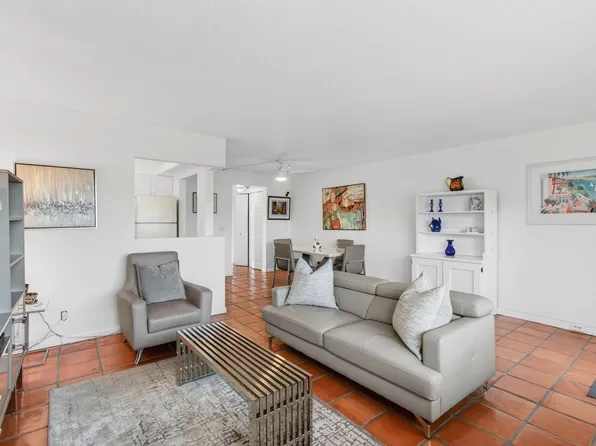 359 Brighton Dr E I, Boca Raton, FL 33434