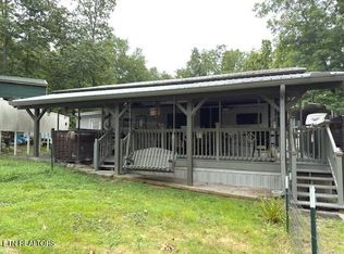 18 Chestnut Oak Dr, Crossville, TN 38571