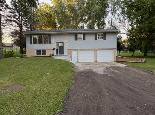 306 W North St, Janesville, MN 56048