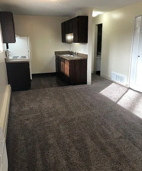 12131 W Nevada Dr — Photo 2
