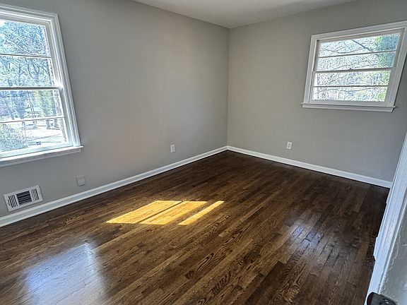 5th image of 2169 Barbara Ln