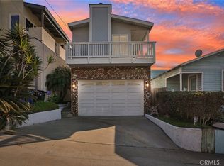 938 3rd St, Hermosa Beach, CA 90254