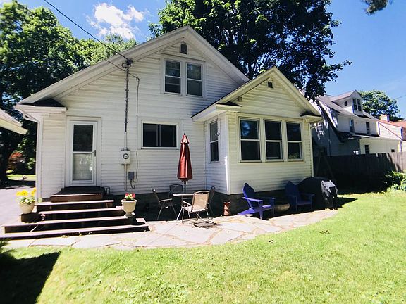 4th image of 22 Melvin Ave