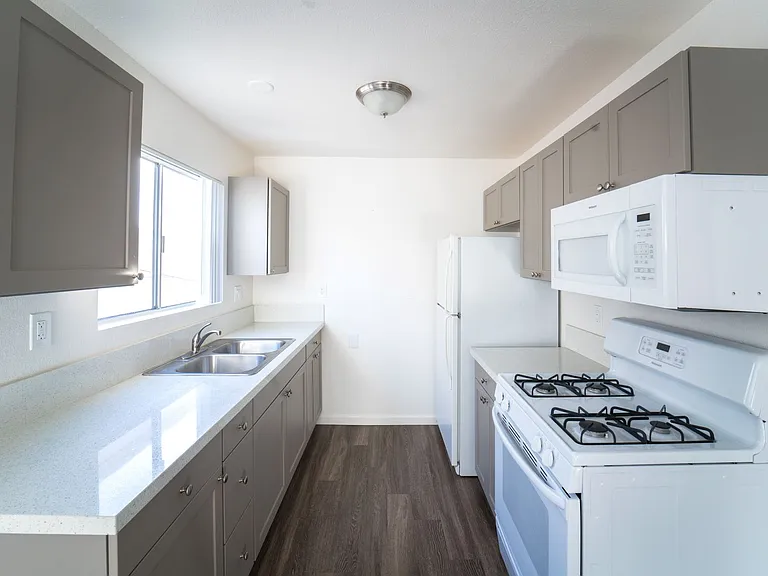 1032 Beryl St #2 — Photo 1