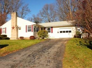 16 Briarcliff Dr, Auburn, MA 01501