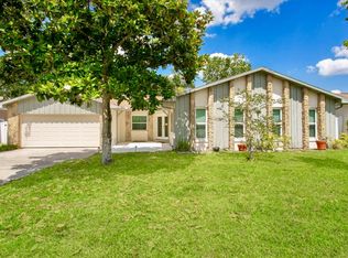 137 Peppertree Dr, Orlando, FL 32825