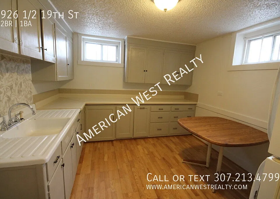 926 1/2 19th St
