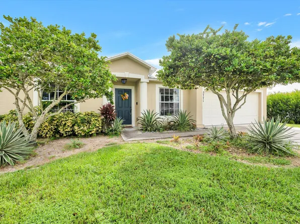 5771 NW Canada Street, Port St Lucie, FL 34986