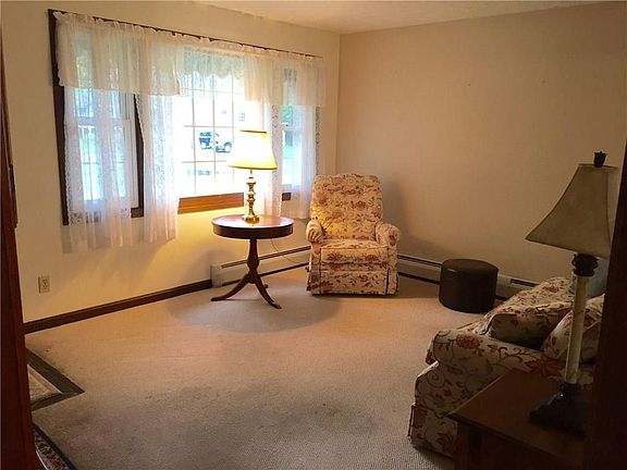 5th image of 6 Shorewood Drive