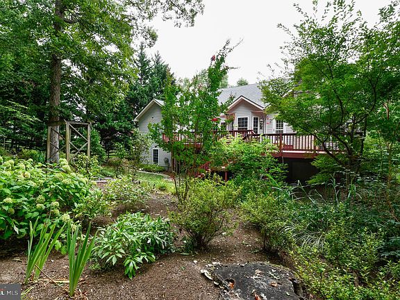 5th image of 7 Baldwin Dr