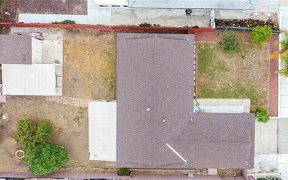 3rd image of 4952 Luna Dr