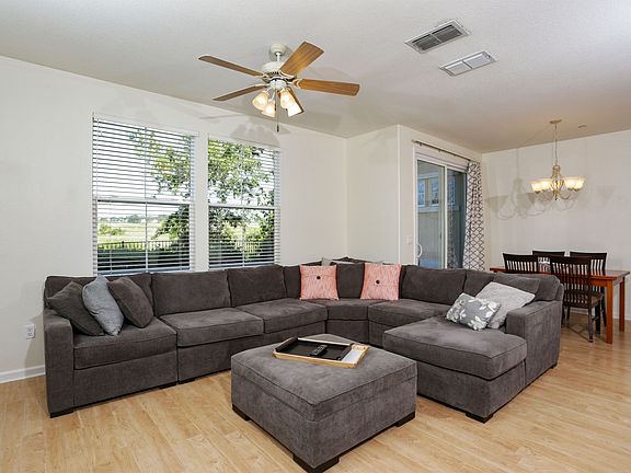 2nd image of 1303 Esplanade Cir