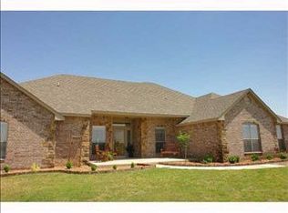 1734 Twin Spires Trl, Guthrie, OK 73044