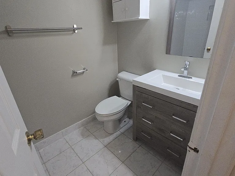 2317 Belin Dr — Photo 7
