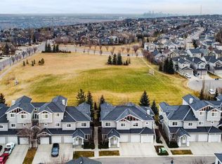 281 W Cougar Ridge Dr SW #301, Calgary, AB T3H 0J3