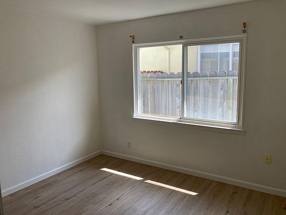 4th image of 132 Nyla Ave
