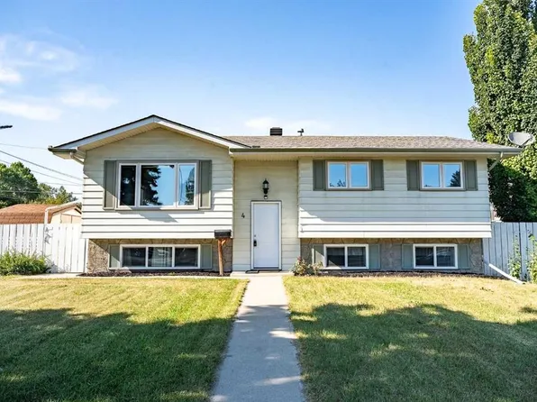 4 S Arlington Bay SE, Calgary, AB T2H 2B2