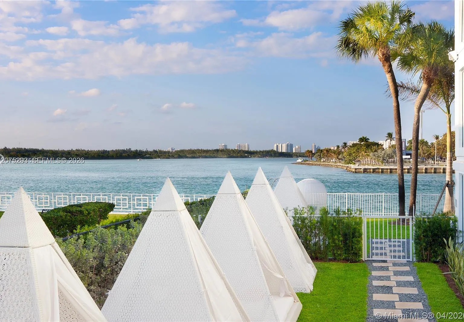 Bal Harbour Resub — Photo 3