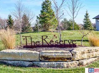 8733 Tralee Rd, Lincoln, NE 68520