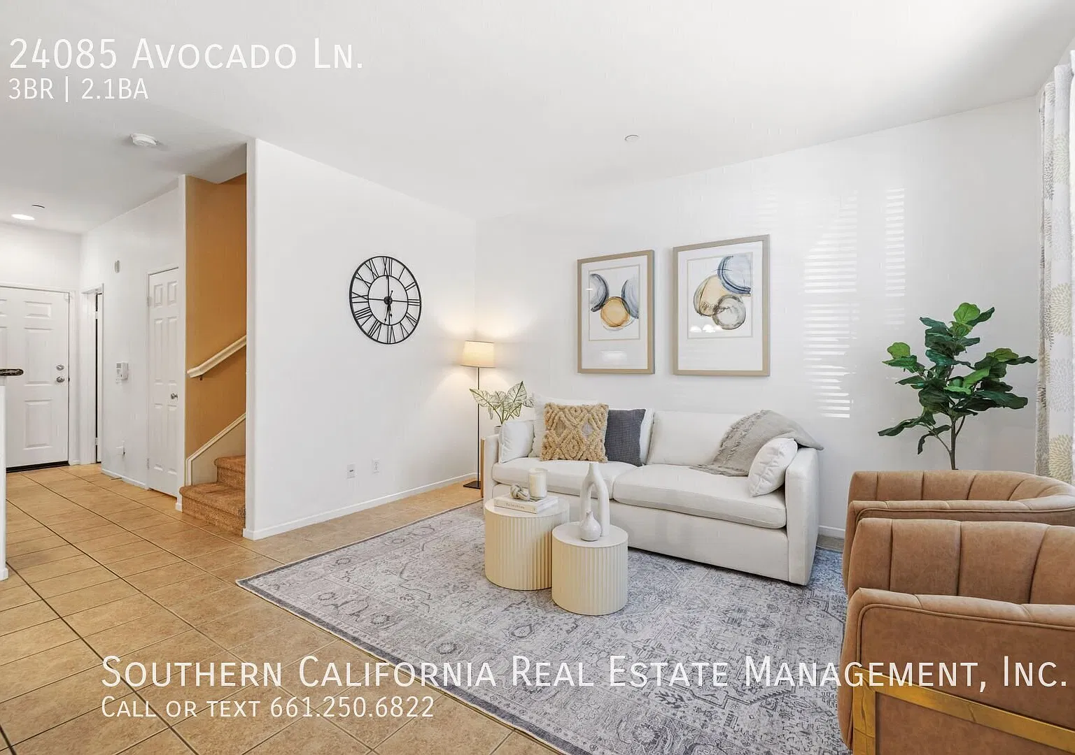 Three Bedroom Townhouse in Creekside — Photo 3