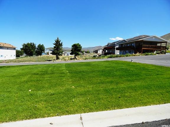 4th image of 35 Chokecherry Dr