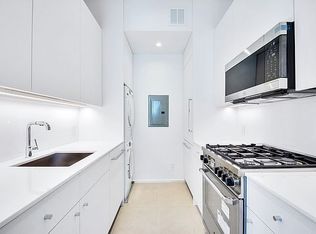 562 Morgan Ave APT 4, Brooklyn, NY 11222