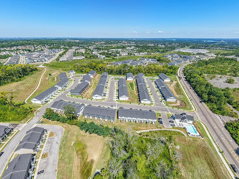 Residences At Hardin Valley — Photo 15