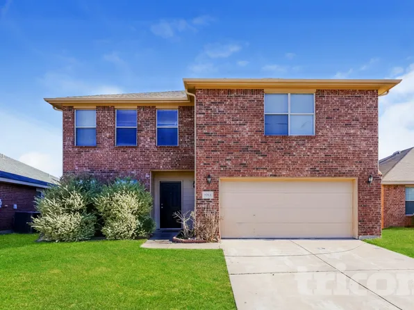9213 Saint Martin Rd, Fort Worth, TX 76123