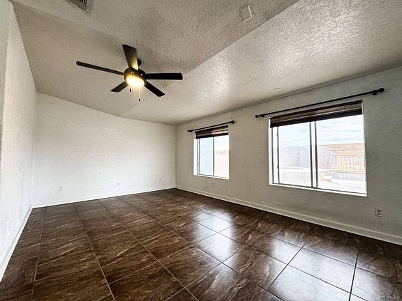3rd image of 4197 S Boxwood Ave